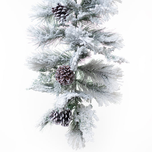 Guirnalda de Pino Nevada